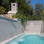 Stowaway Villa *
