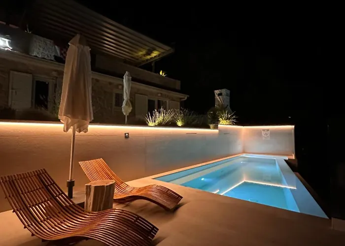 Stowaway * Korcula Town